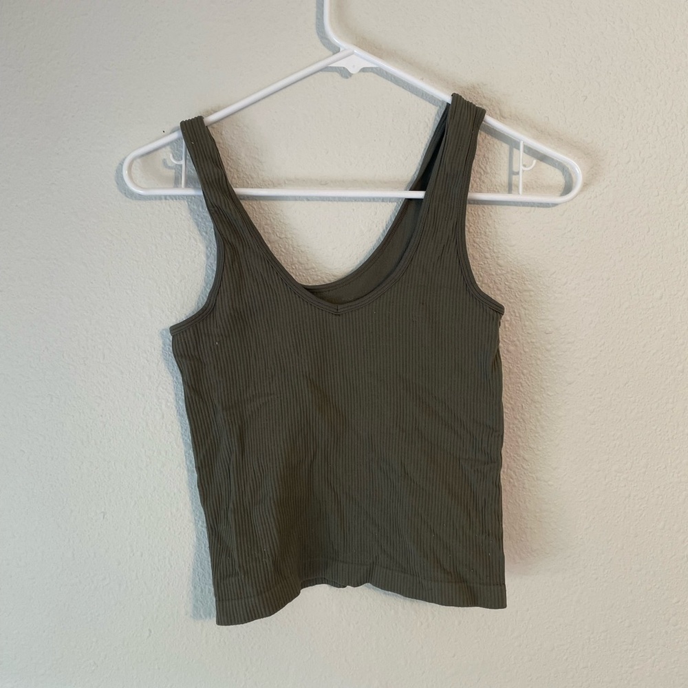 tank top. size - not shown, fits s/m